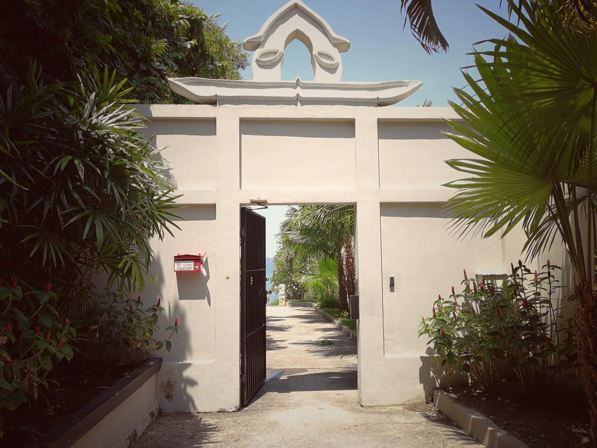 The Beach Pool Villa 芭達亞 外观 照片